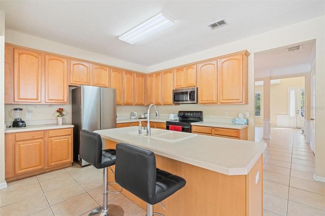 8650 ABBOTSBURY DRIVE, Windermere, FL 34786