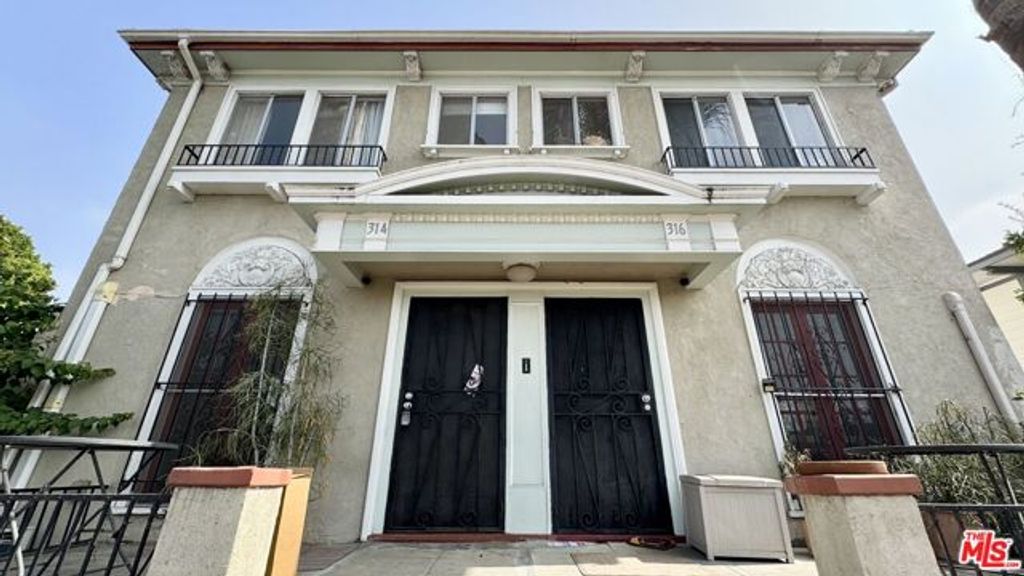 314 S Coronado Street, Los Angeles, CA 90057
