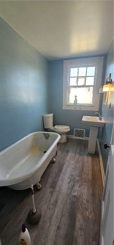 512 Reis St, New Castle, PA 16101