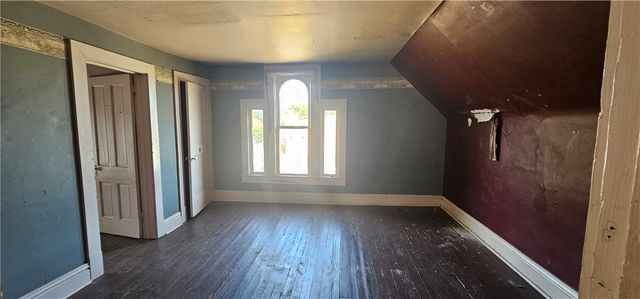 512 Reis St, New Castle, PA 16101