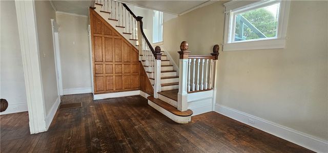 512 Reis St, New Castle, PA 16101