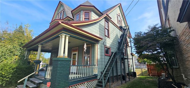 512 Reis St, New Castle, PA 16101