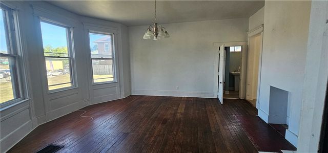 512 Reis St, New Castle, PA 16101