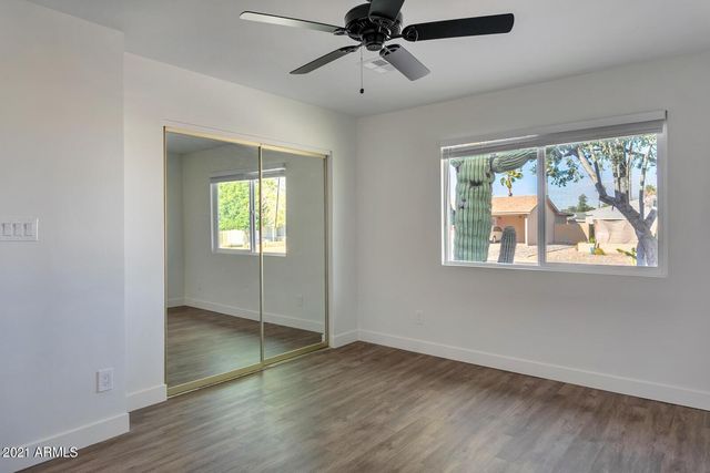 2333 E Paradise Drive, Phoenix, AZ 85028