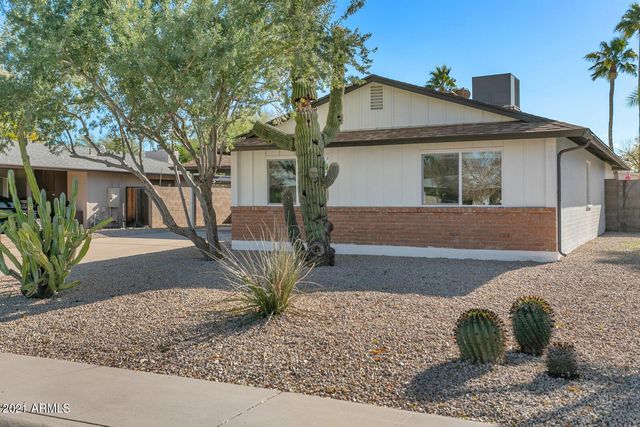 2333 E Paradise Drive, Phoenix, AZ 85028