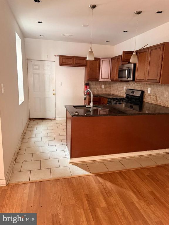 5136 HADFIELD ST, PHILADELPHIA, PA 19143 — photo 4