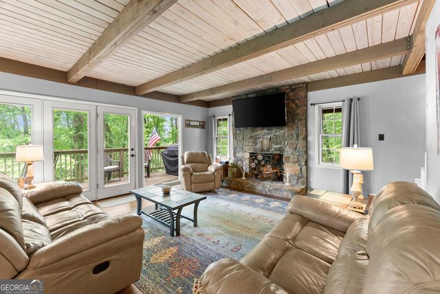 222 Matterhorn Drive, Sautee Nacoochee, GA 30571