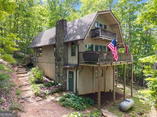 222 Matterhorn Drive, Sautee Nacoochee, GA 30571
