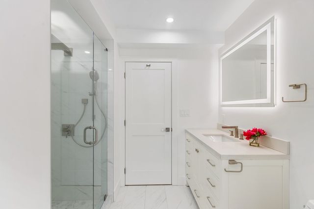 9-11 Harriet Ave 9, Belmont, MA 02478