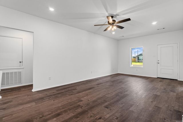124 Powder River Drive, Beebe, AR 72012