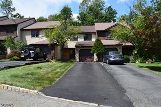 67 Patriots Rd, Parsippany-troy Hills Twp., NJ 07950