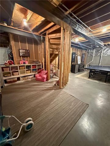 9280 Brownridge Street, Lenexa, KS 66220