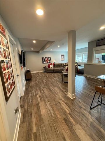 9280 Brownridge Street, Lenexa, KS 66220