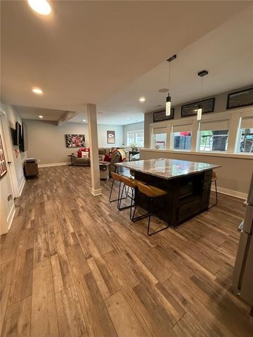 9280 Brownridge Street, Lenexa, KS 66220