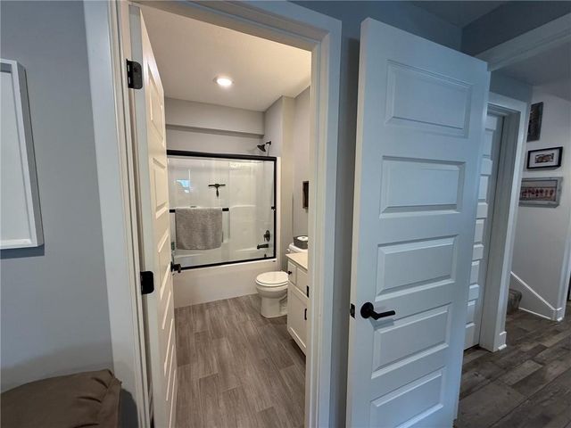 9280 Brownridge Street, Lenexa, KS 66220