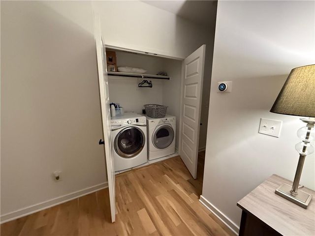 9280 Brownridge Street, Lenexa, KS 66220