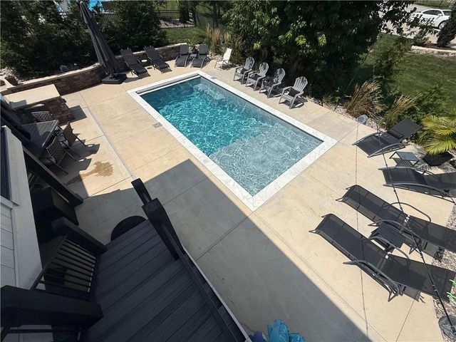9280 Brownridge Street, Lenexa, KS 66220
