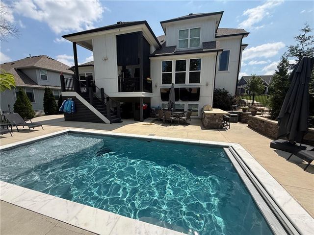 9280 Brownridge Street, Lenexa, KS 66220
