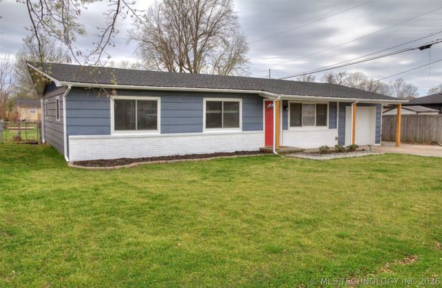 303 E Fry Place, Claremore, OK 74017