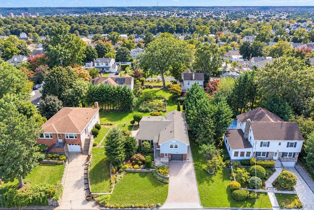 68 Elaine Terrace, Yonkers, NY 10701
