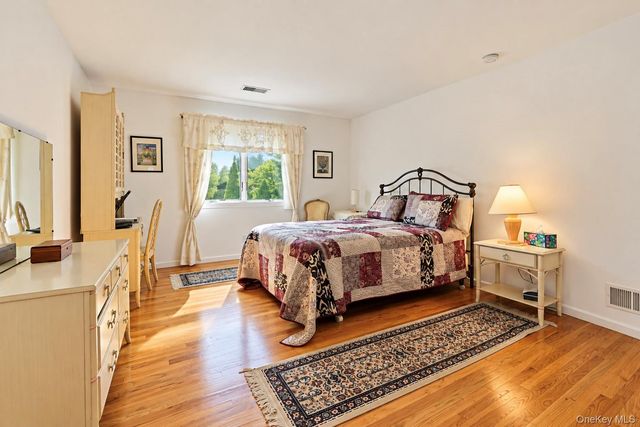 68 Elaine Terrace, Yonkers, NY 10701
