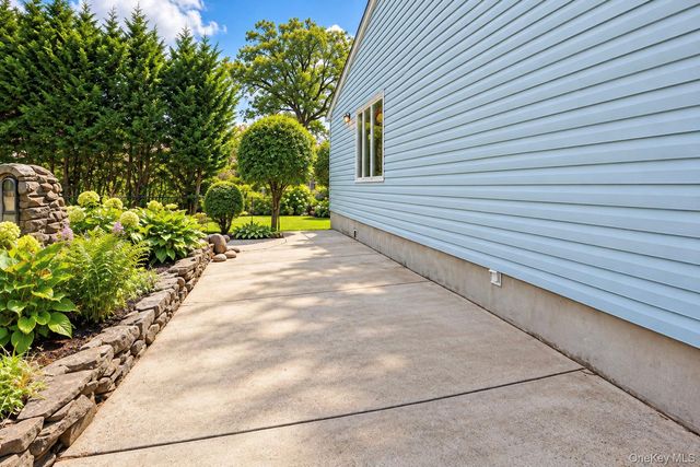 68 Elaine Terrace, Yonkers, NY 10701