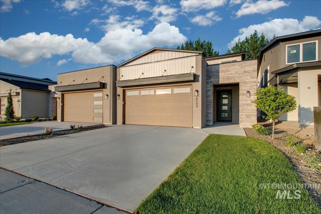6504 S Astoria Ave, Meridian, ID 83642