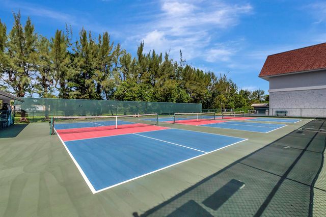 6795 Huntington Lane 107, Delray Beach, FL 33446