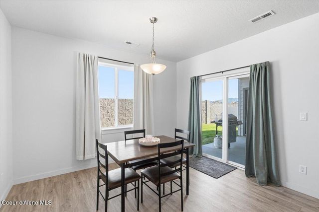 6150 W Ballentree Lane, Rathdrum, ID 83858