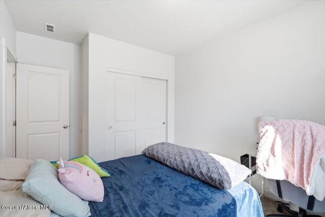 6150 W Ballentree Lane, Rathdrum, ID 83858