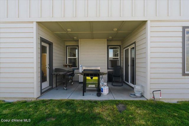 6150 W Ballentree Lane, Rathdrum, ID 83858