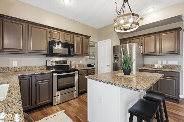 5259 Ochs Avenue, Indianapolis, IN 46254