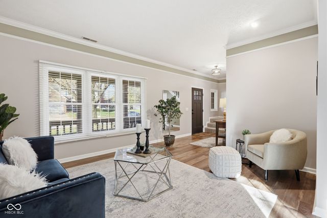 5259 Ochs Avenue, Indianapolis, IN 46254