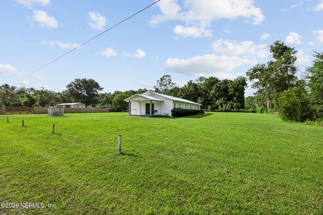 101 SESAME Street, Palatka, FL 32189