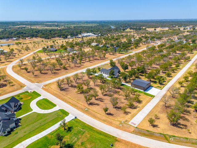 1648 Earhart Drive, Granbury, TX 76049