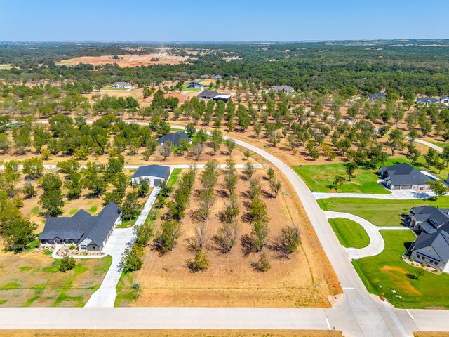 1648 Earhart Drive, Granbury, TX 76049