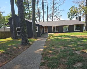 190 Thunderbird Drive, Mabank, TX 75156