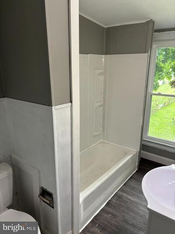505 S SECOND ST, Chambersburg, PA 17201