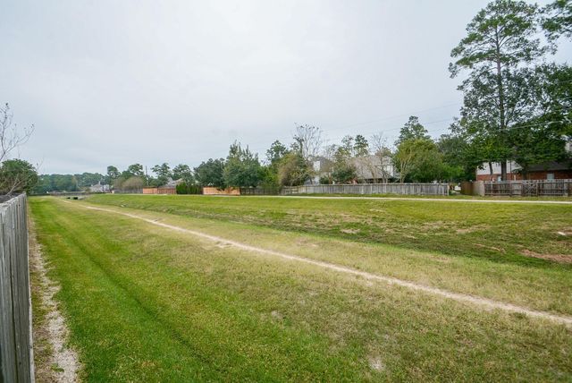 16102 Limestone Lake Drive, Tomball, TX 77377