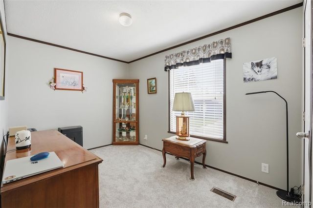 440 Flamingo Street, Rochester Hills, MI 48309