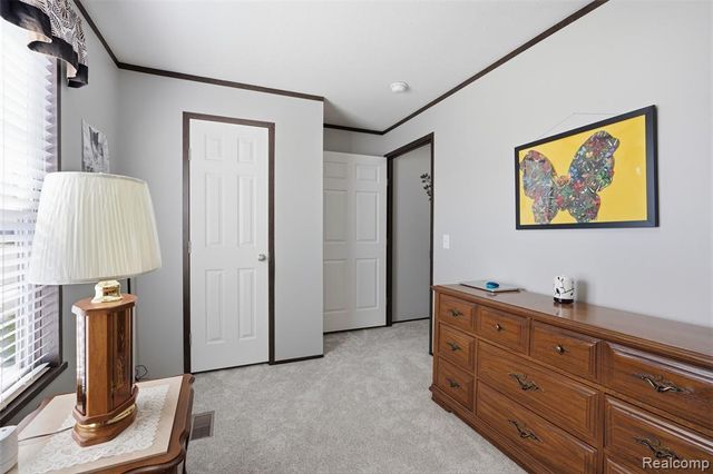 440 Flamingo Street, Rochester Hills, MI 48309
