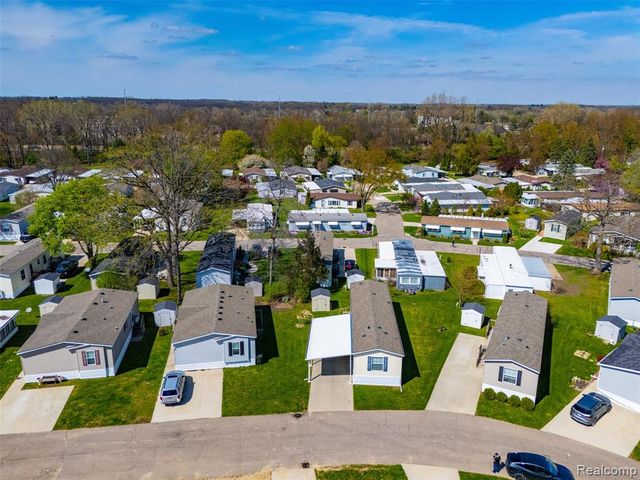 440 Flamingo Street, Rochester Hills, MI 48309