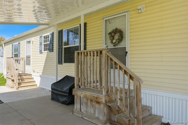 440 Flamingo Street, Rochester Hills, MI 48309