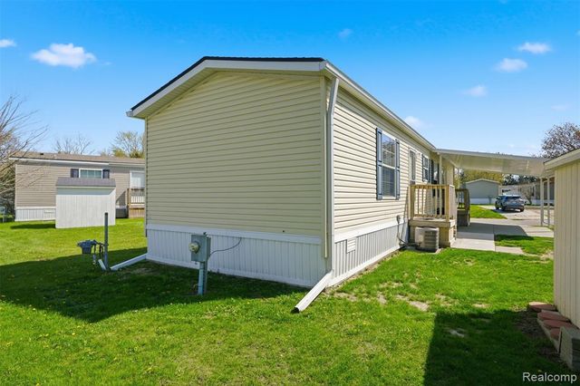 440 Flamingo Street, Rochester Hills, MI 48309