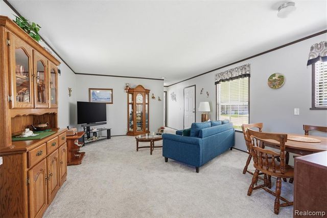 440 Flamingo Street, Rochester Hills, MI 48309