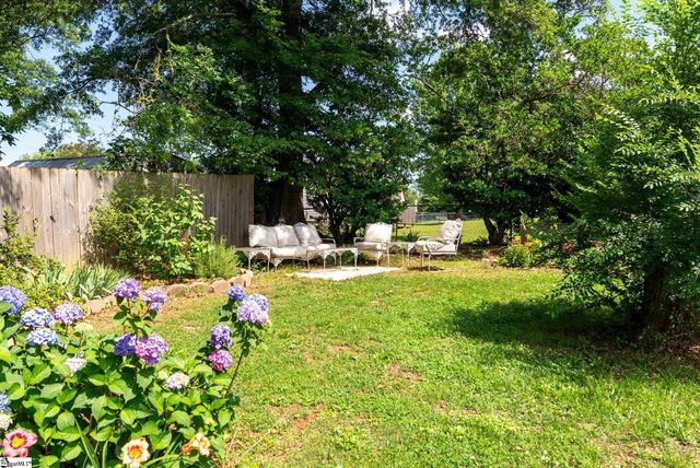 204 Rainbow Drive, Greenville, SC 29617