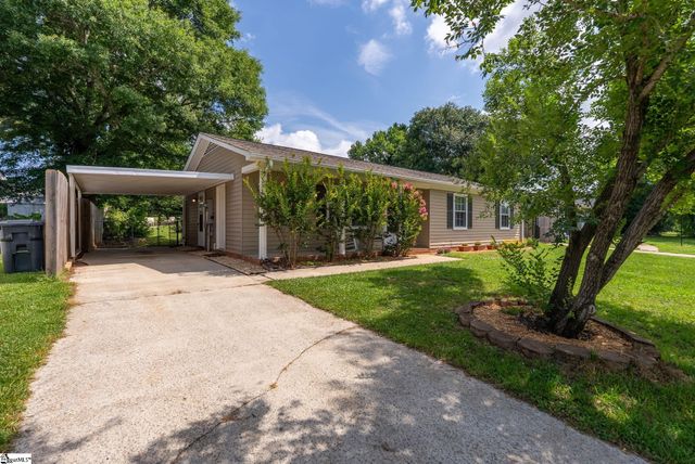 204 Rainbow Drive, Greenville, SC 29617