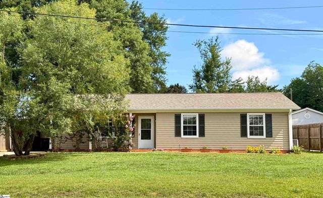 204 Rainbow Drive, Greenville, SC 29617