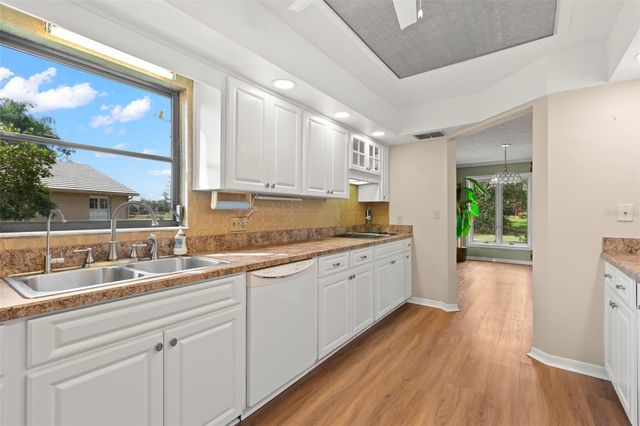 3006 BOLT DRIVE, Palm Harbor, FL 34685