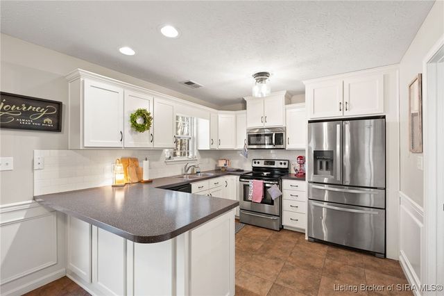 2219 Liberty Court, Jeffersonville, IN 47130